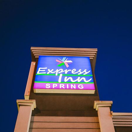 Express Inn - Спринг Екстериор снимка